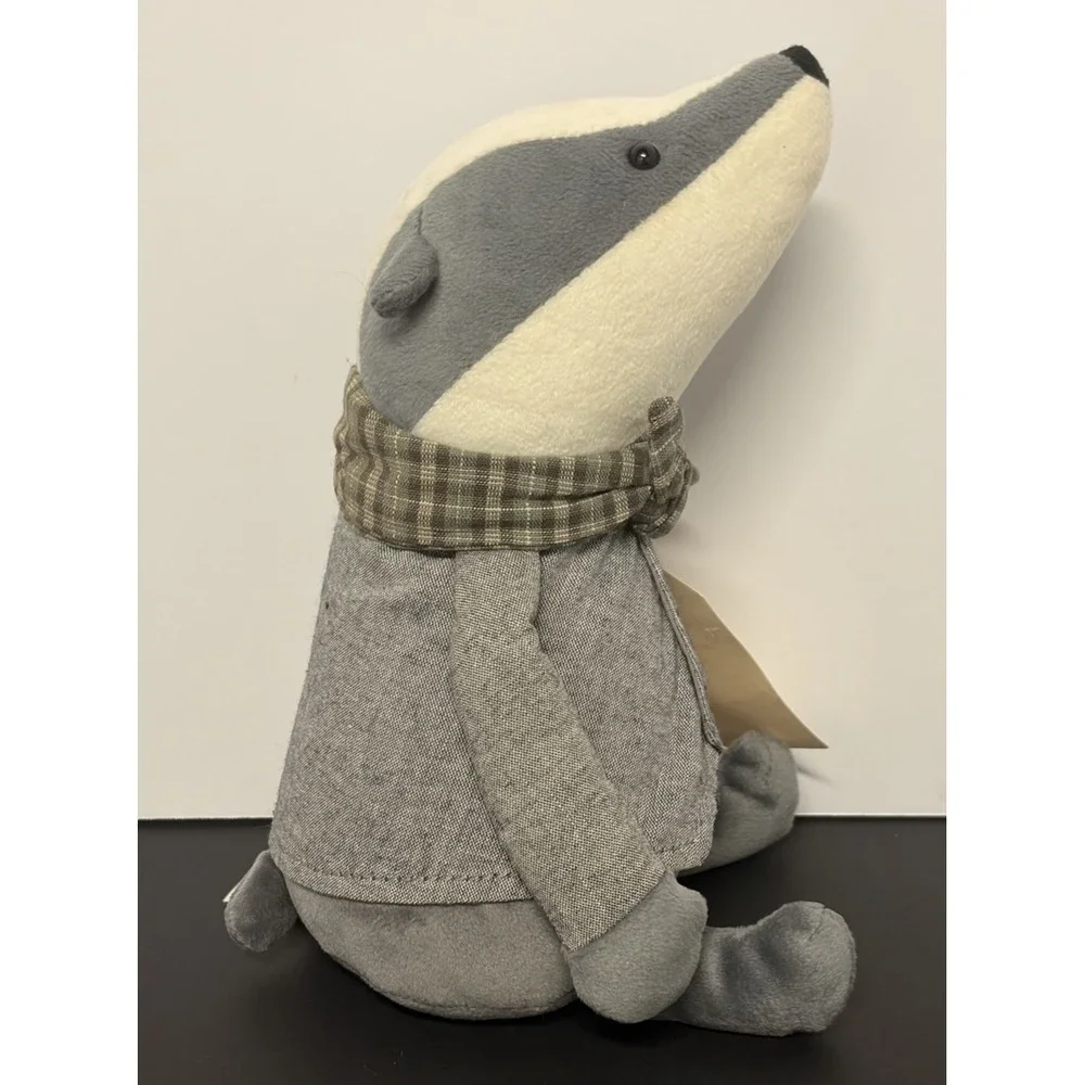Jellycat Riverside Rambler Badger Retired NWT 8.5